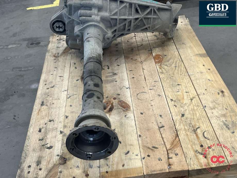 Kardang klokke foran til VW Amarok 2010-2016 (Type I, Fase 1)  