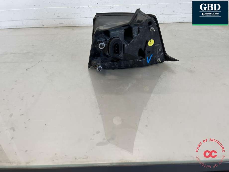 Baklykt venstre ytre til Tesla Model Y 2021-2024 (Type I) (1502086-99-D|)