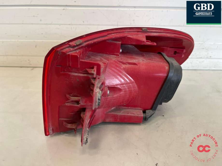 Baklykt venstre ytre til VW Tiguan 2011-2016 (Type I, Fase 2)  (5N0 945 095 Q|)