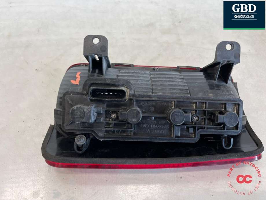 Baklykt venstre til VW Caddy 2004-2010 (Type III, Fase 1)  (2K0 945 095 P|2K0 945 095 M|)