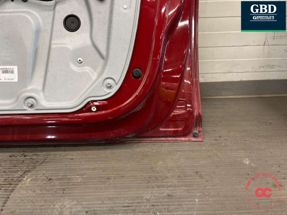 Dør høyre foran til VW Caddy 2004-2010 (Type III, Fase 1)  (2K0 831 056 B|)