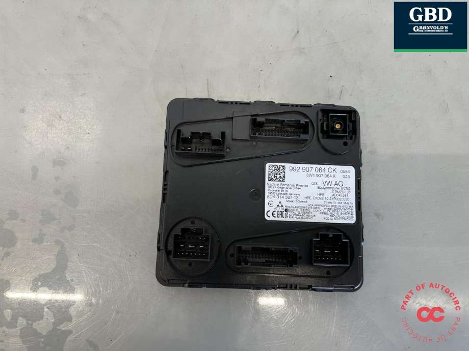 Styreenhet comfort (BCM) til Porsche Taycan, 2019-->>  (PAA 907 064)