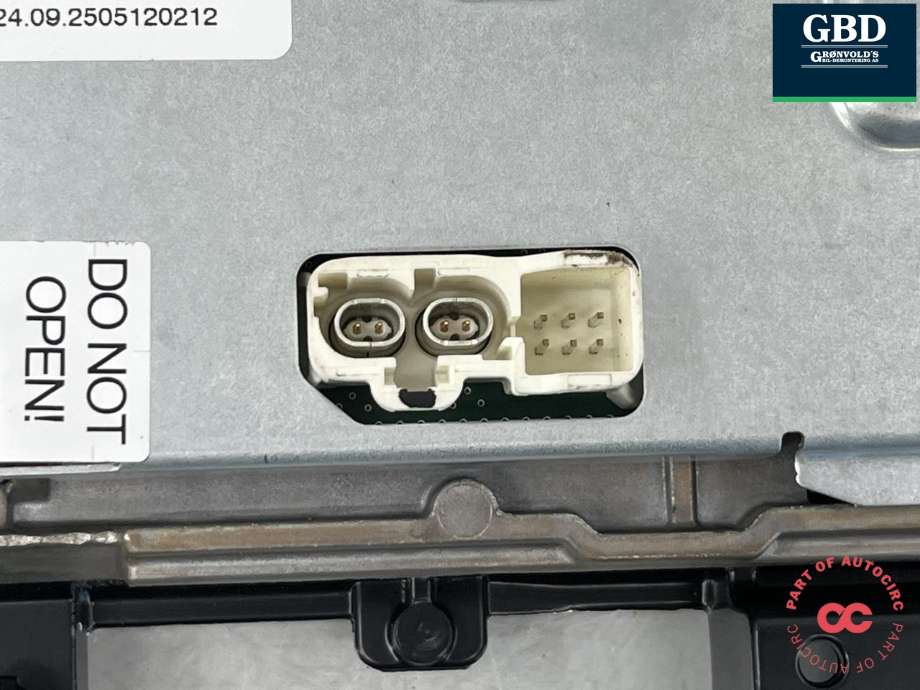 Bilstereo navigasjon skjerm til Audi Q6 e-tron 2024-->> (85B 919 604 H|)