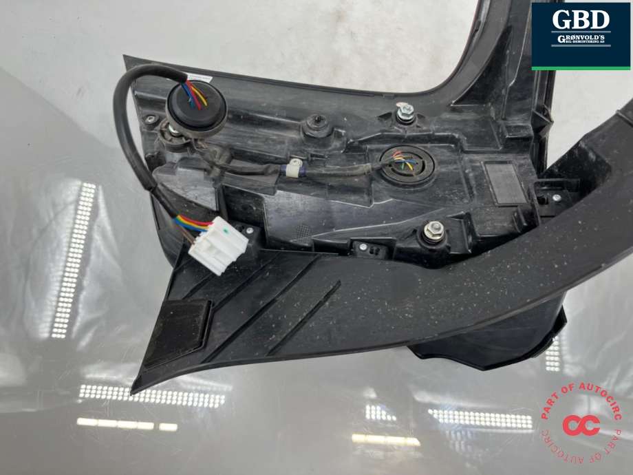 Baklykt høyre til Hongqi E-HS9 2022-->>  (3716040QR03A|)