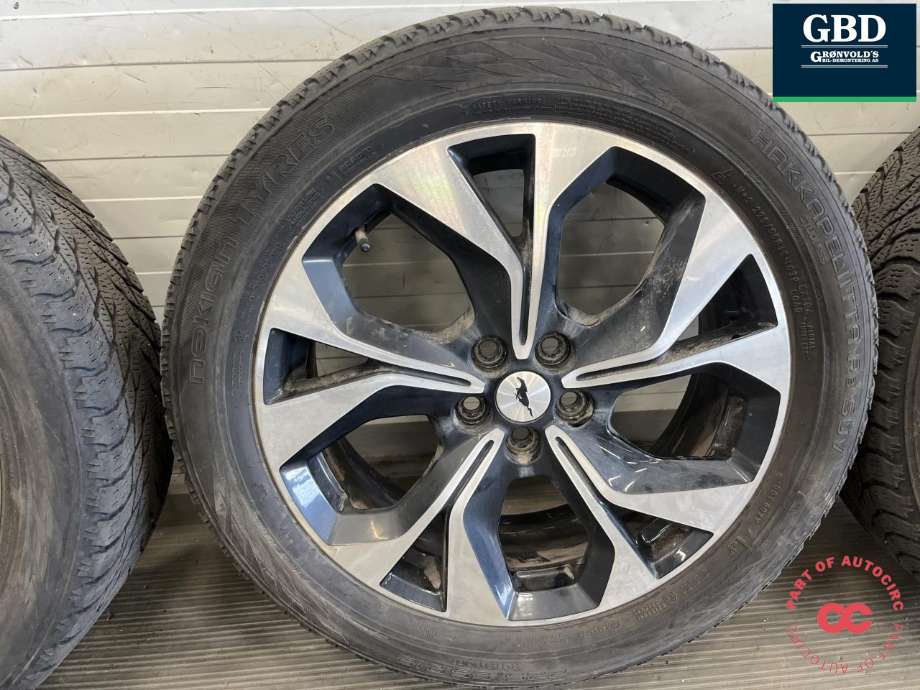 Hjulsett aluminium vinter til Ford Mustang Mach-e 2020-->> (NOKIAN|225-55R19 6MM|LJ8C-1007-B1A ET24|PROD 2921)
