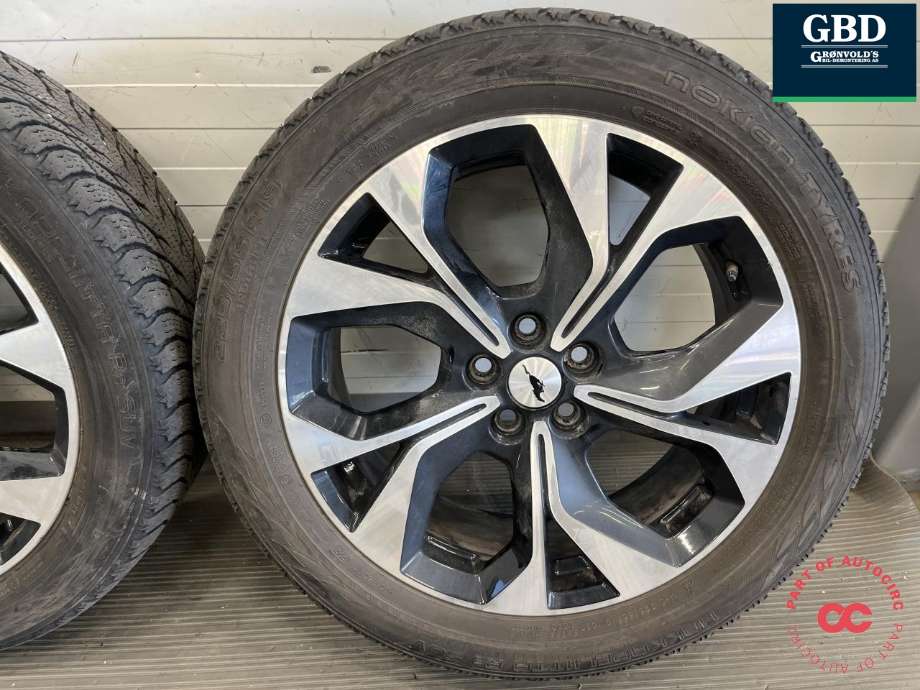 Hjulsett aluminium vinter til Ford Mustang Mach-e 2020-->> (NOKIAN|225-55R19 6MM|LJ8C-1007-B1A ET24|PROD 2921)