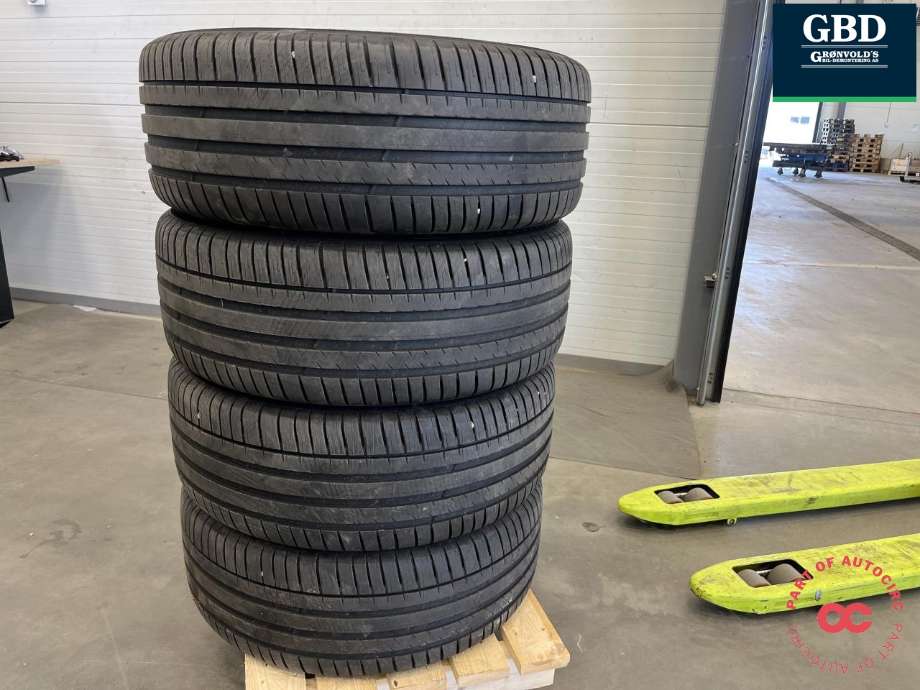 Hjulsett aluminium sommer til Hongqi E-HS9 2022-->> (MICHELIN PILOT SPORT|265-45R21 7MM|3101011-QR01 ET47|3122)