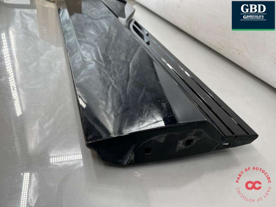 Lister til Audi e-tron 2018-->>  (4KE 853 970 A|)