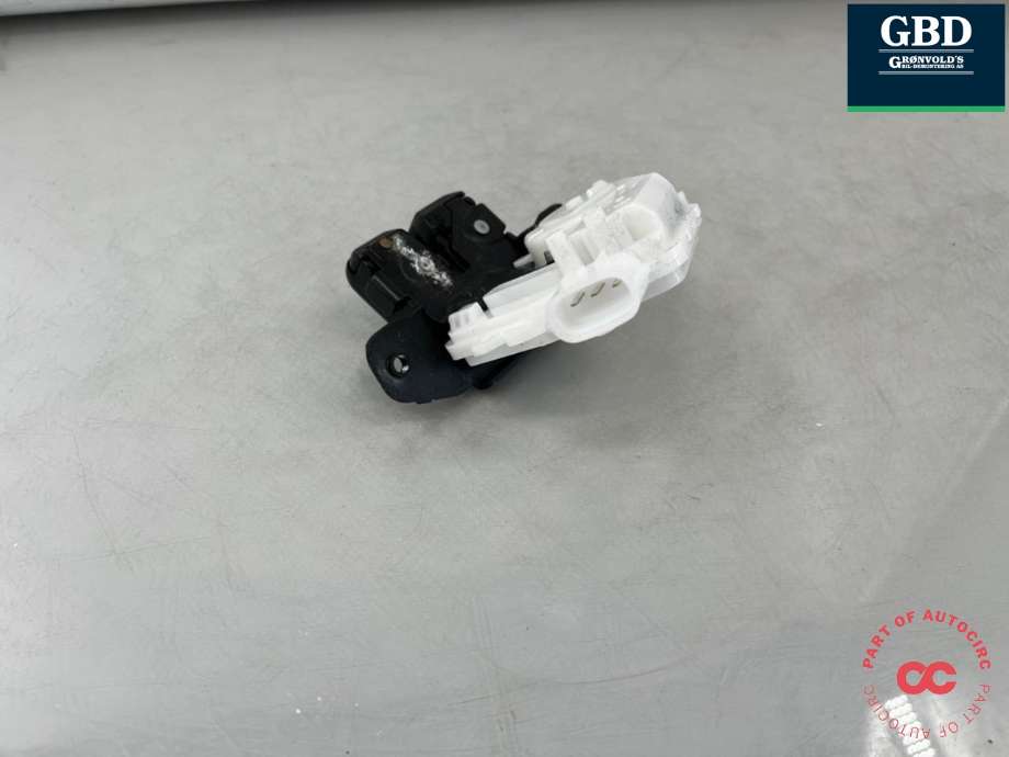 Baklukelås til Toyota Yaris 2020-->> (Type IV)  (6935002090|)