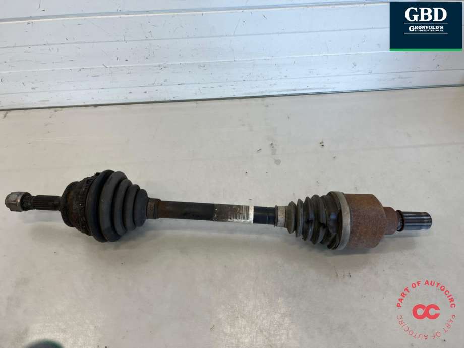 Drivaksel venstre foran, bensin/automat til Peugeot 208 2012-2019 (Type I) (98 079 745 80|16 138 230 80|)