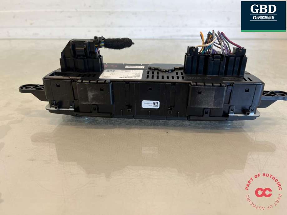 Varmeapparat betjening til Ford Transit Connect 2018-->> Type II, Fase 2  (KT1T-18C612CAC|)