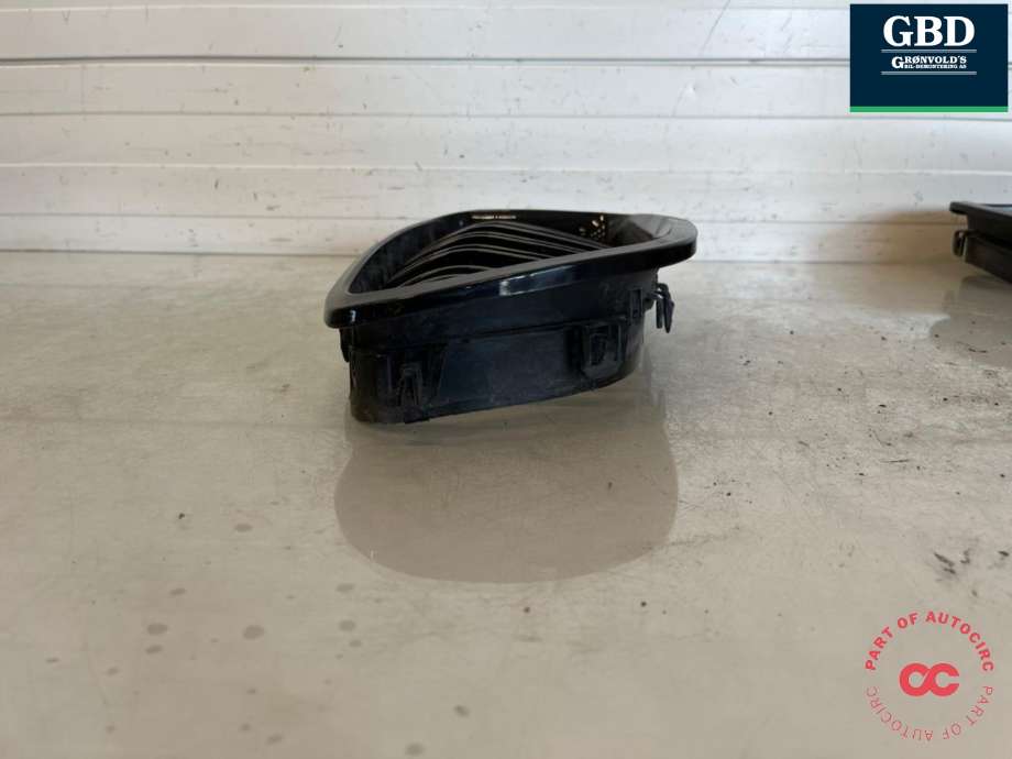 Grill venstre til BMW 5-Serie 2010-2017 (F10/F11) (F10/F11) (51 13 7 203 649|51 13 7 200 727|)