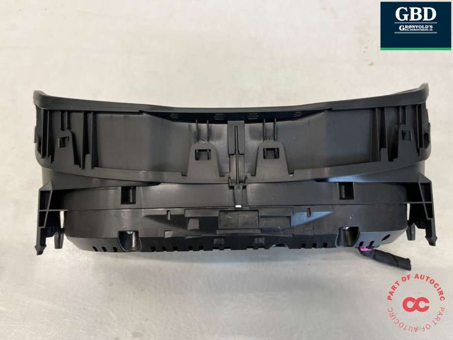 Instrumentpanel til Škoda Superb 2015-->> (Type III) (|3V920711B)