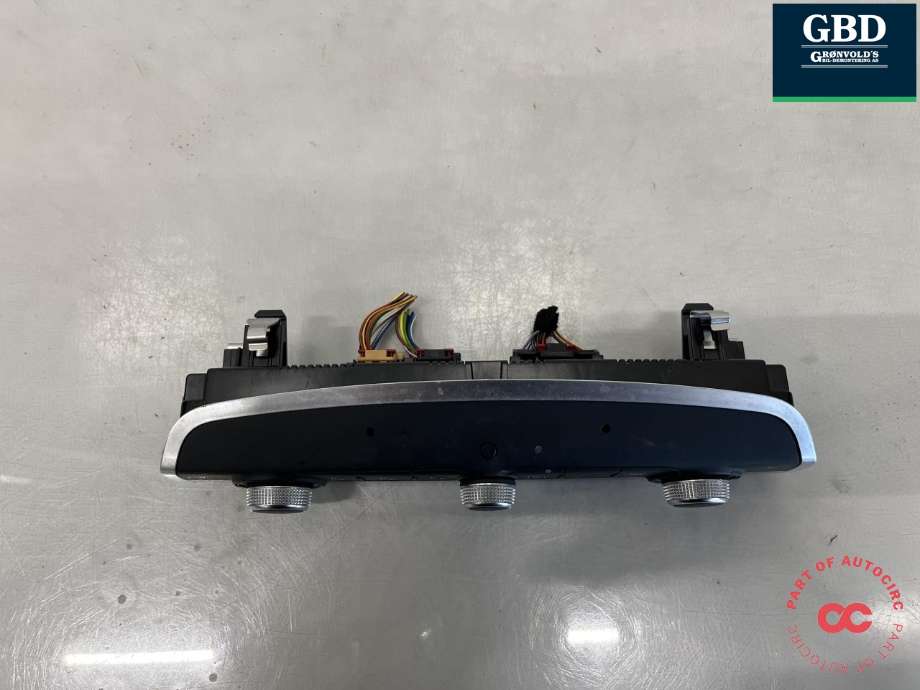 Varmeapparat betjening til Audi A3 2016-2020 (Type III, Fase 2)  (|8V0820043R)