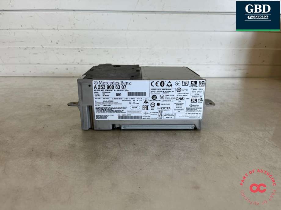 Bilstereo navigasjon til Mercedes EQC 2019-->>  (|A 253 900 83 07)