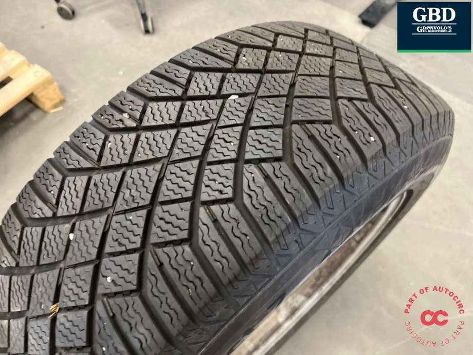 Hjulsett aluminium vinter til Land Rover Discovery Sport 2015-2019 (Fase 1) (CONTINENTAL|235-65R18|PROD 3922 6|34MM|8JX18CH45)