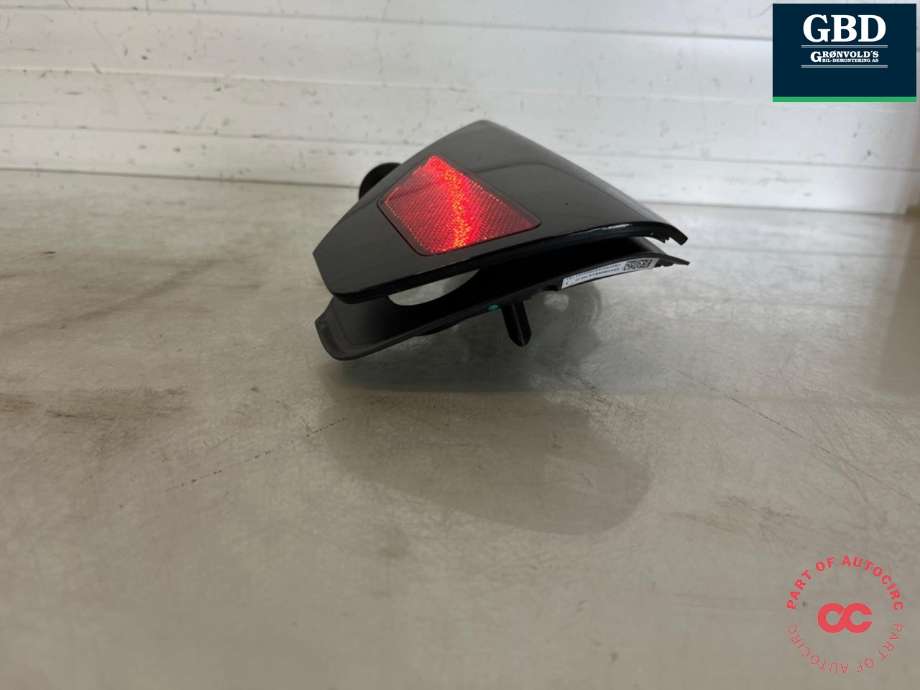 Ladeluke karosseri elbil til Tesla Model Y 2021-2024 (Type I)  (1505514-00-D|)