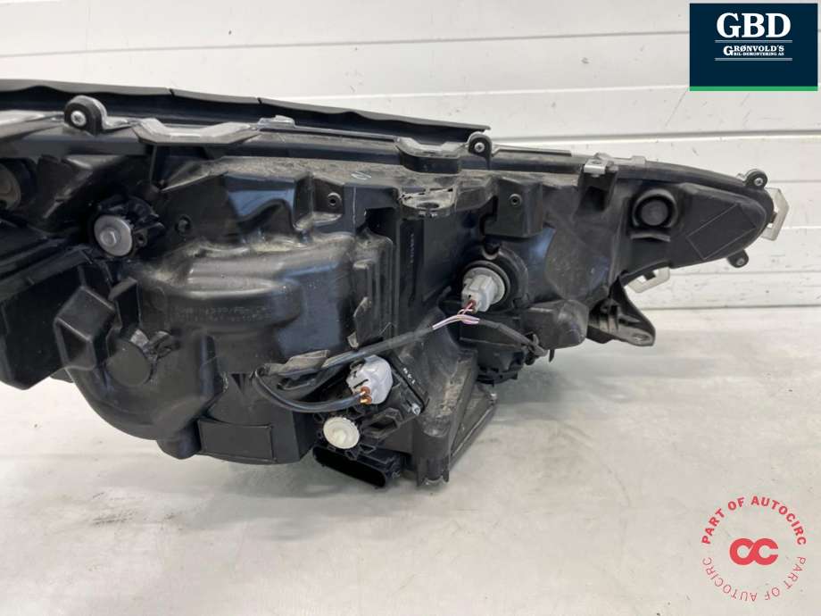Frontlykt venstre full-LED til Toyota RAV4 2019-->> (Type V)  