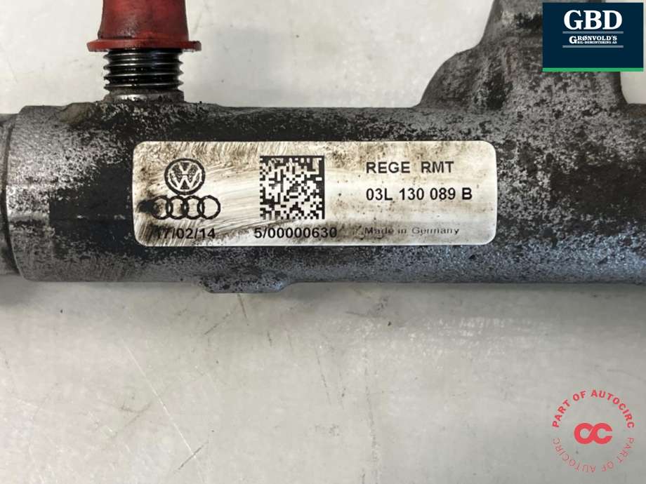 Dyseskinne (fuelrail) til VW Caddy 2010-2015 (Type III, Fase 2)  (03L 130 089 B|)