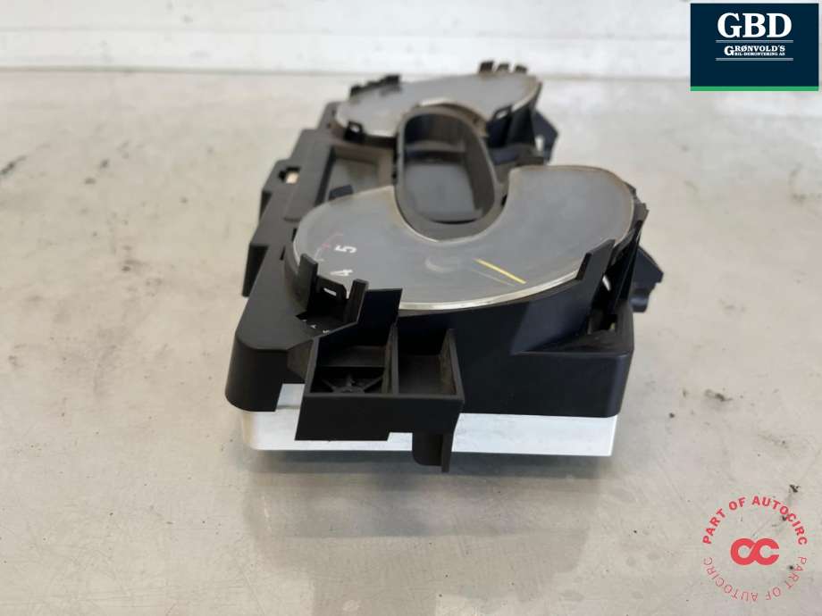Instrumentpanel til Opel Vivaro B 2014-2019  (93458170|93458726|)