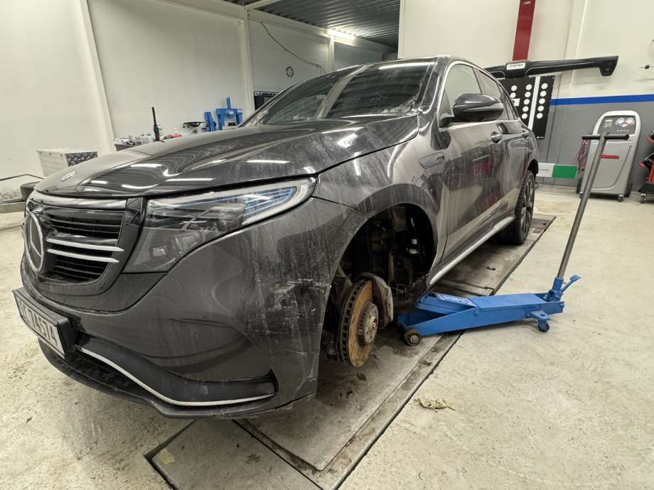 Mercedes EQC 2019-->> delebil , Motorkode: EM0016, Girkassekode: 