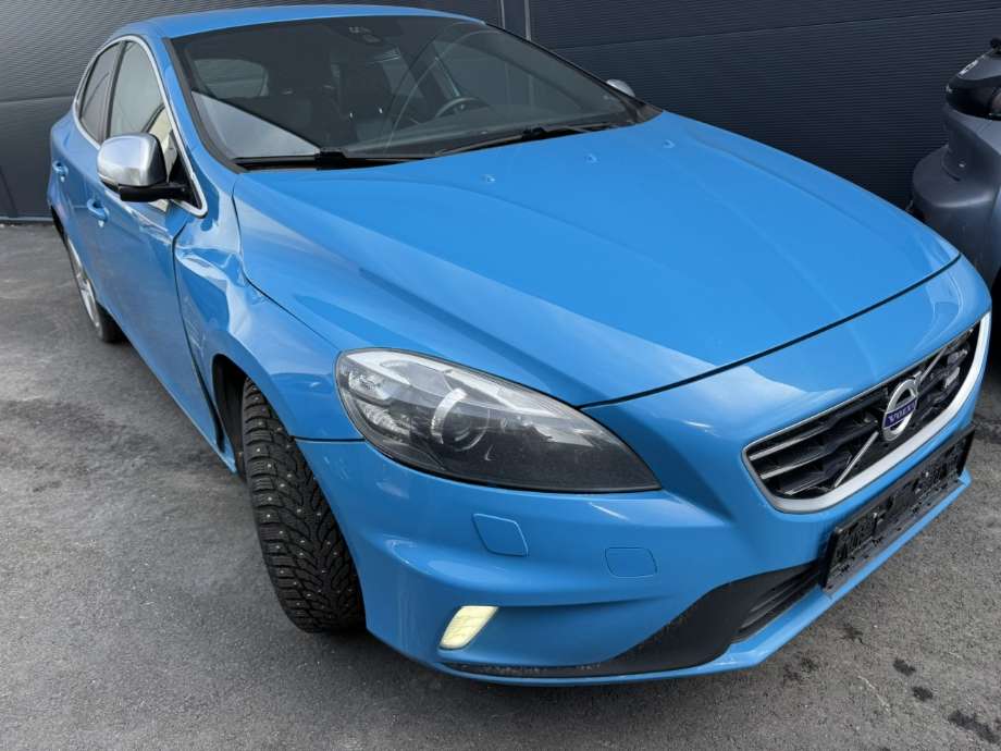 Volvo V40 2012-2019 , Motorkode: D4162T, Girkassekode: