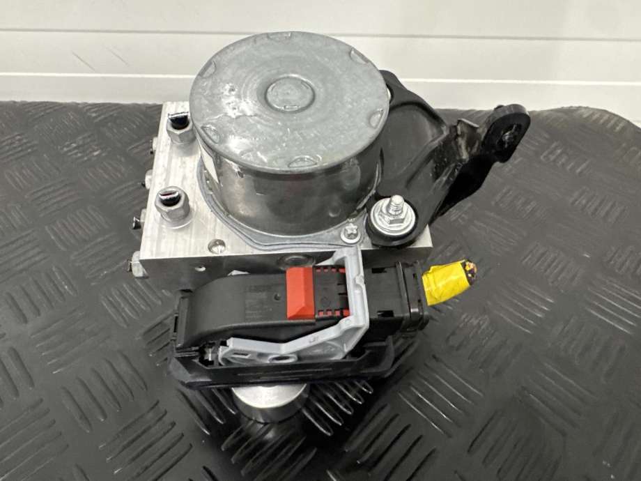 ABS sentral til Tesla Model Y 2024-->> (Type II)  (2188741-20-A|)