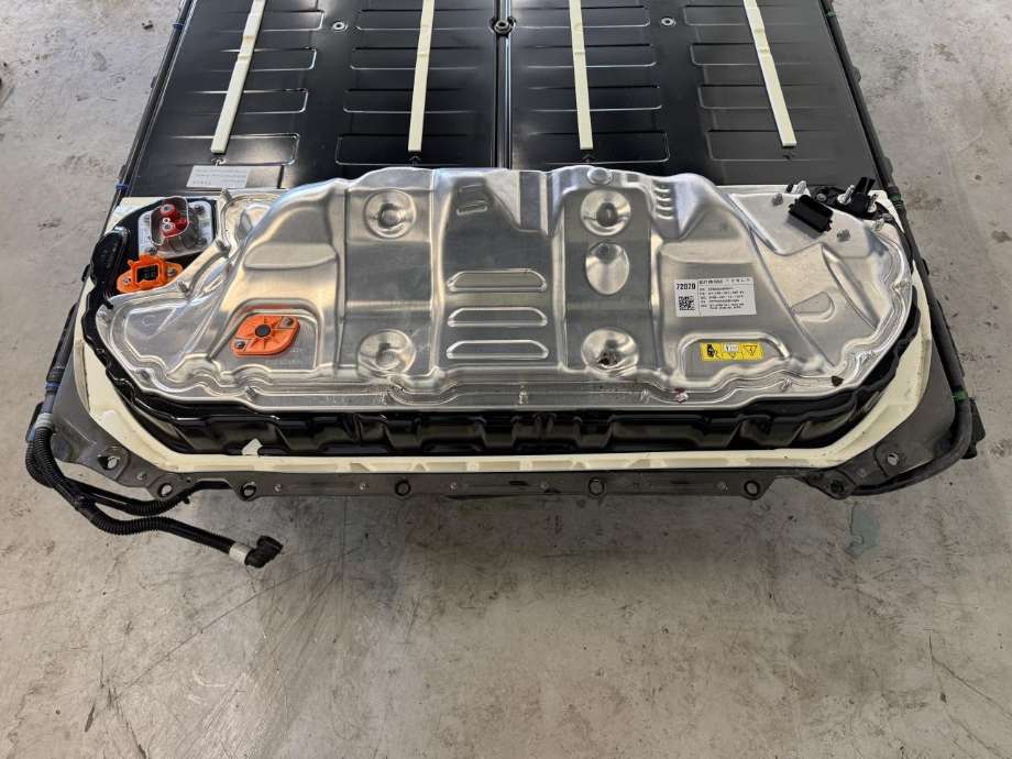 Batteripakke elbil til Tesla Model Y 2024-->> (Type II) (1700012-98-G|)