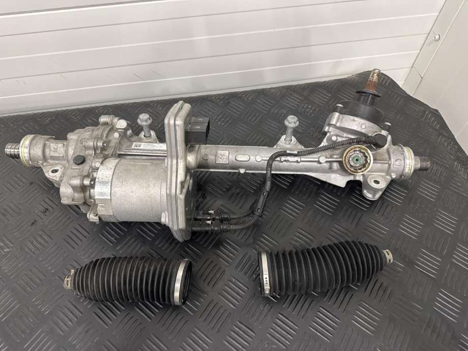 Tannstang elektrisk til Tesla Model Y, 2024-->> (Type II) (2188832-00-B)