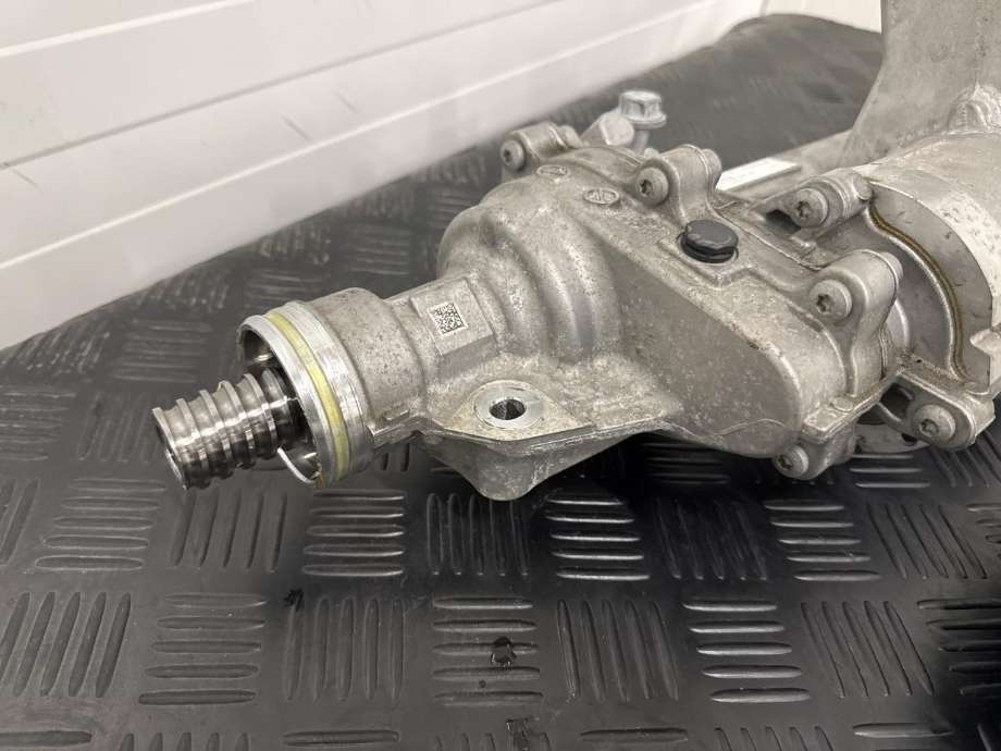 Tannstang elektrisk til Tesla Model Y 2024-->> (Type II) (2188832-00-B|)