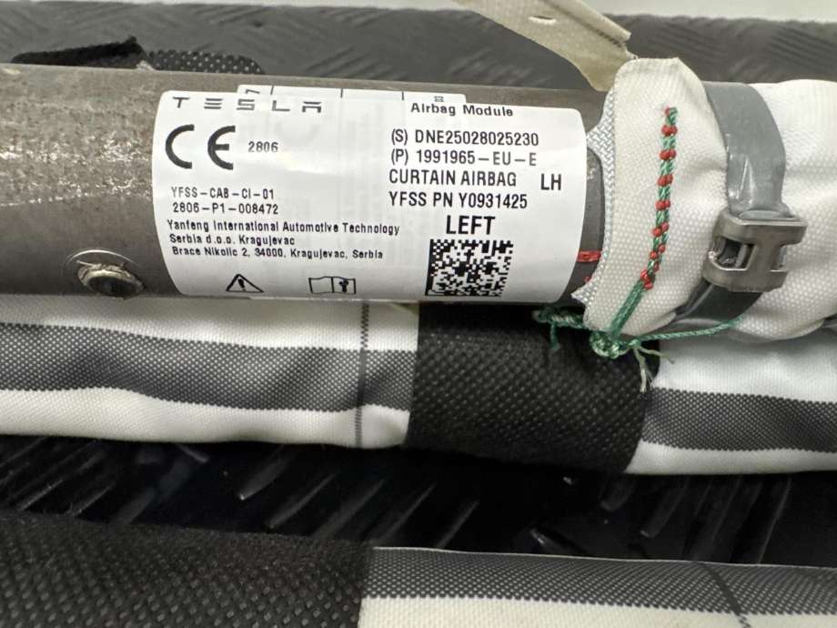Airbag gardin venstre til Tesla Model Y 2024-->> (Type II)  (1991965-EU-G|)