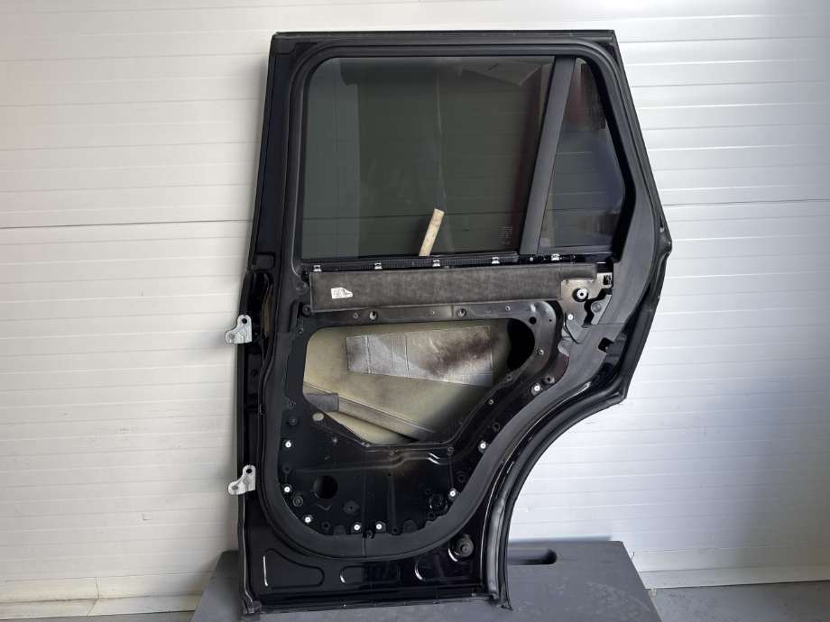 Dør høyre bak til Land Rover Range Rover 2013-->> (Type IV)  