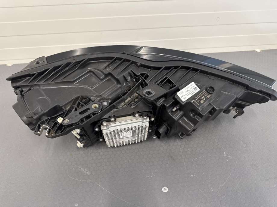 Frontlykt venstre full-LED til Audi A6, Allroad 2015-2019 (Type III, Fase 2) (C7) (C7) (4G0 941 773 H|)