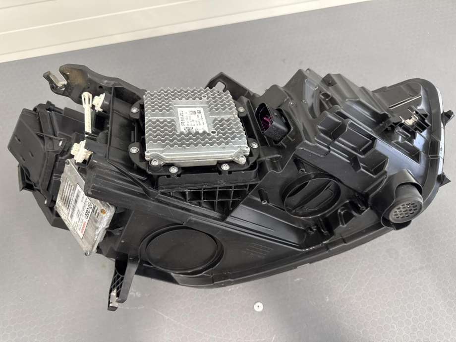 Frontlykt venstre full-LED til Audi A6, Allroad 2015-2019 (Type III, Fase 2) (C7) (C7) (4G0 941 773 H|)