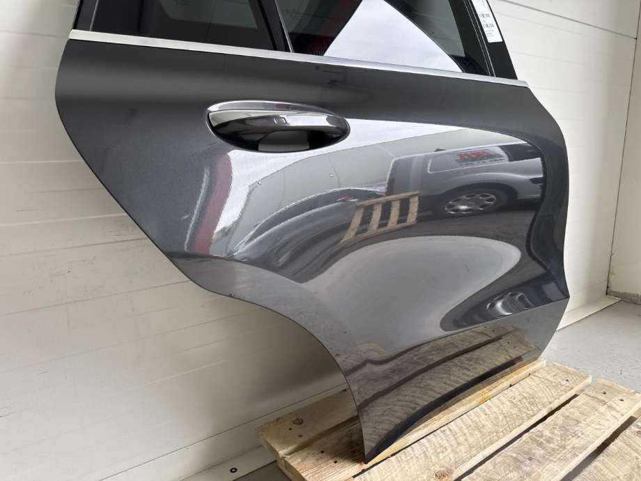 Dør høyre bak til Mercedes EQC, 2019-->>  