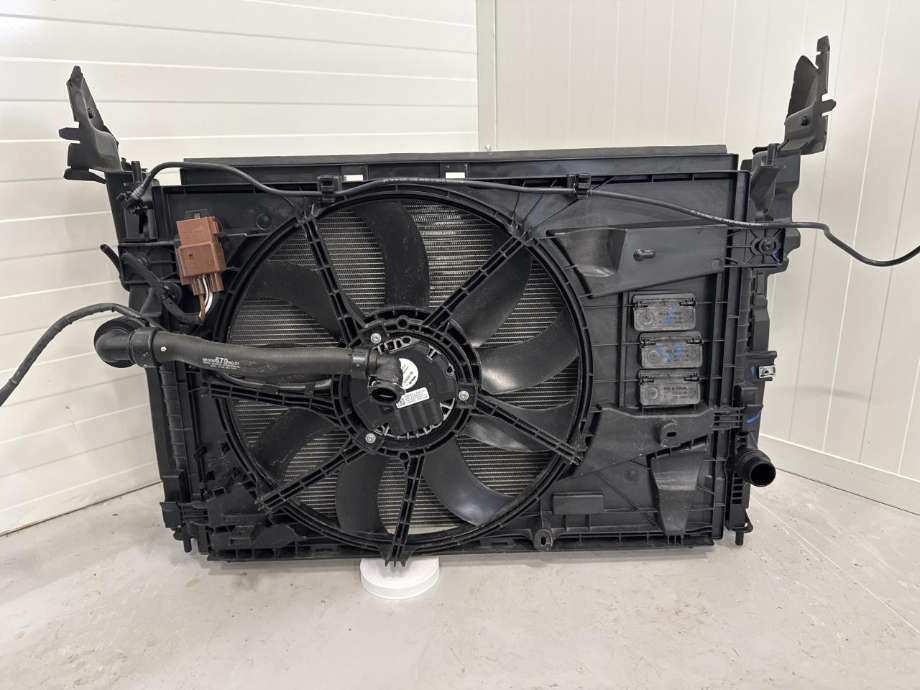 Radiatorpakke til Toyota Proace 2016-->> (Type II)  (SU001A3638|SU001A4737|9805897480-01)