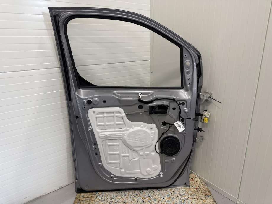 Dør venstre foran til Toyota Proace 2016-->> (Type II)  (SU001A4542|SU001B5053|)