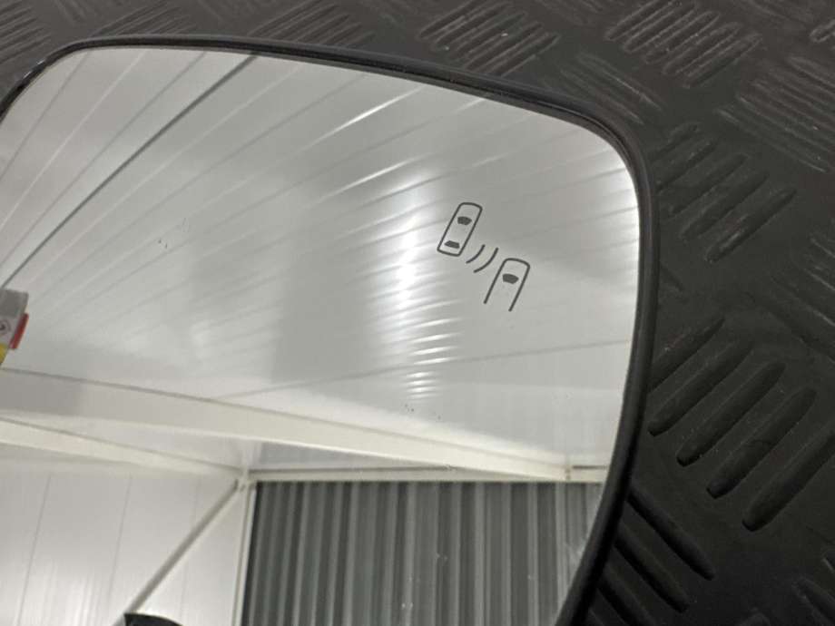 Speilglass høyre til Isuzu D-Max 2021-->> (Type III)