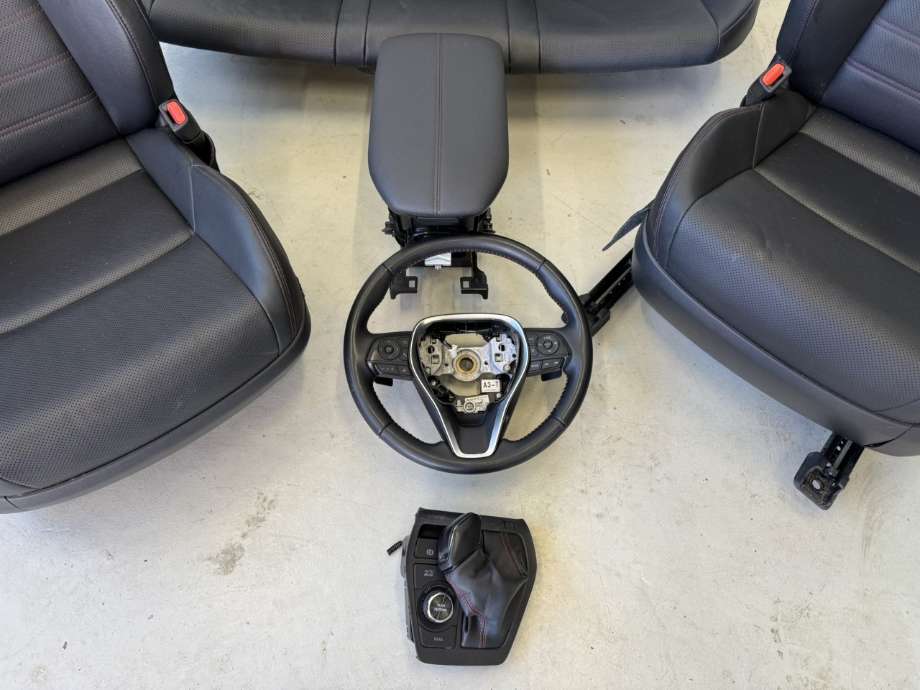 Sete sett til Toyota RAV4 2019-->> (Type V)  