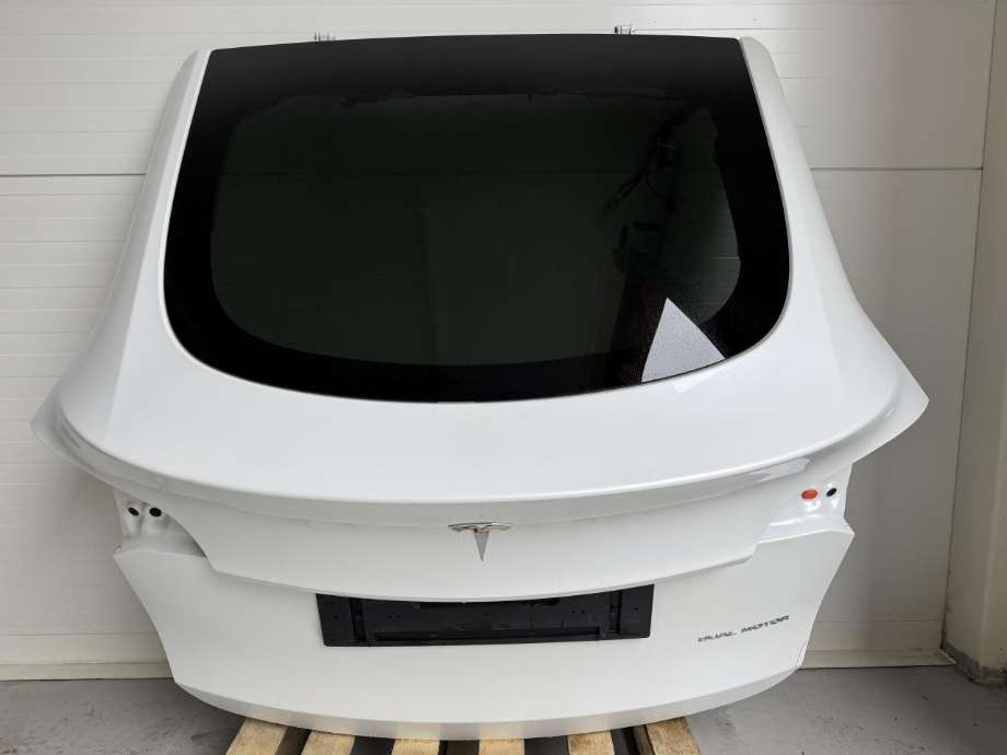 Bakluke til Tesla Model Y 2021-2024 (Type I)