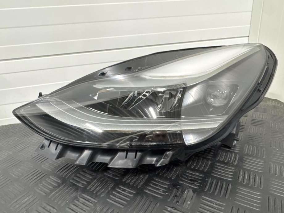 Frontlykt venstre full-LED til Tesla Model Y, 2021-2024 (Type I) (1514952-20-E)
