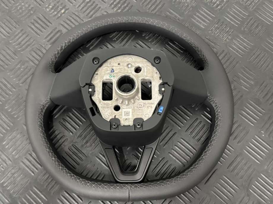 Ratt til Tesla Model Y 2024-->> (Type II) (2003660-EU-E|)