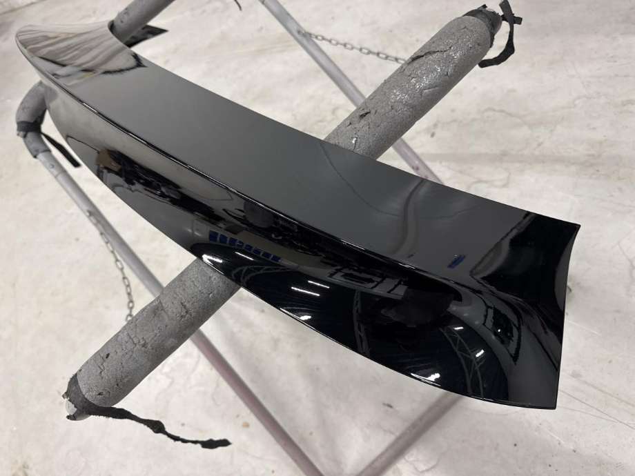 Spoiler bakluke til Tesla Model Y 2024-->> (Type II)  (2044098-PD-A|)