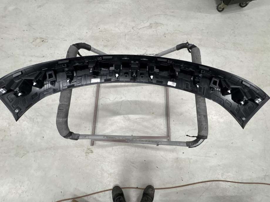 Spoiler bakluke til Tesla Model Y 2024-->> (Type II)  (2044098-PD-A|)