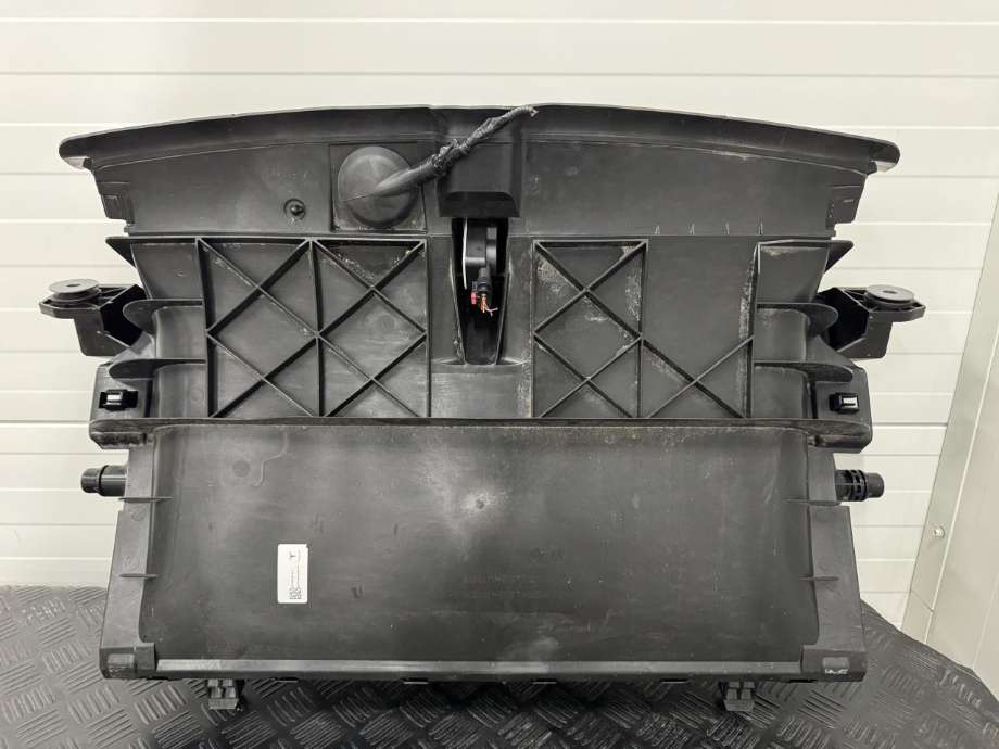 Radiatorpakke til Tesla Model Y 2024-->> (Type II) (1493995-00-C|)