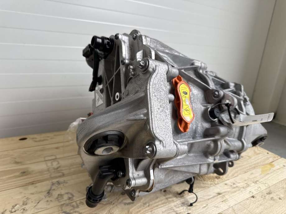 Motor elbil foran til Tesla Model Y 2024-->> (Type II)  (1120960-DE-K|)