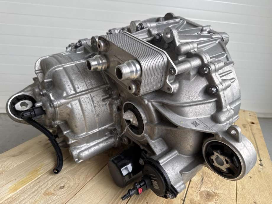 Motor elbil foran til Tesla Model Y 2024-->> (Type II)  (1120960-DE-K|)