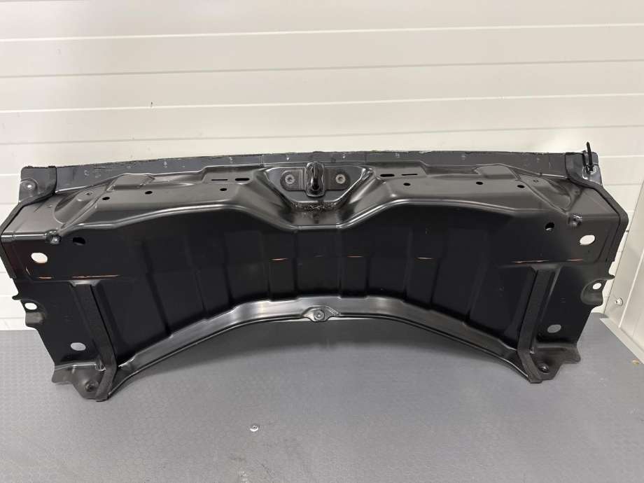 Deksel til Tesla Model Y 2024-->> (Type II) (2010367-99-E|)