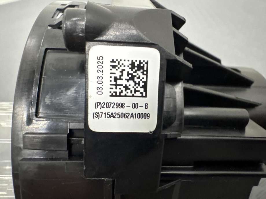 Airbag slepering til Tesla Model Y 2024-->> (Type II)  (2072998-00-B|)