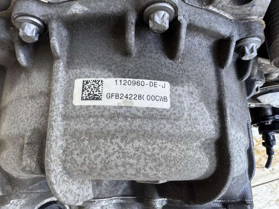 Motor elbil foran til Tesla Model Y 2021-2024 (Type I)  (1120960DEJ|)
